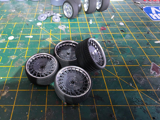 1/18 Rotiform CBU with Ultra Low Tyres