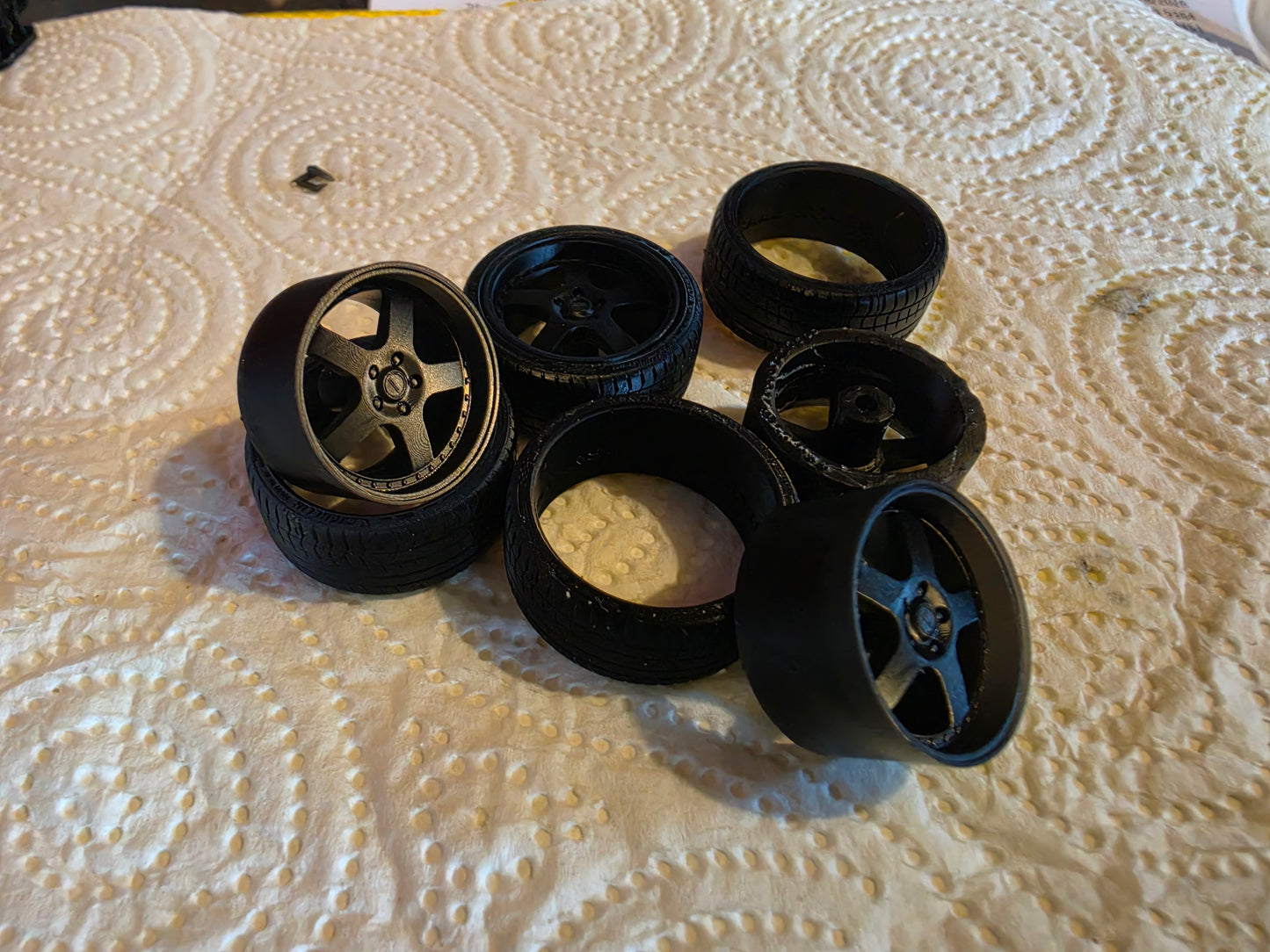 28mm Simmons FR1 with Resin Michelin Tyres