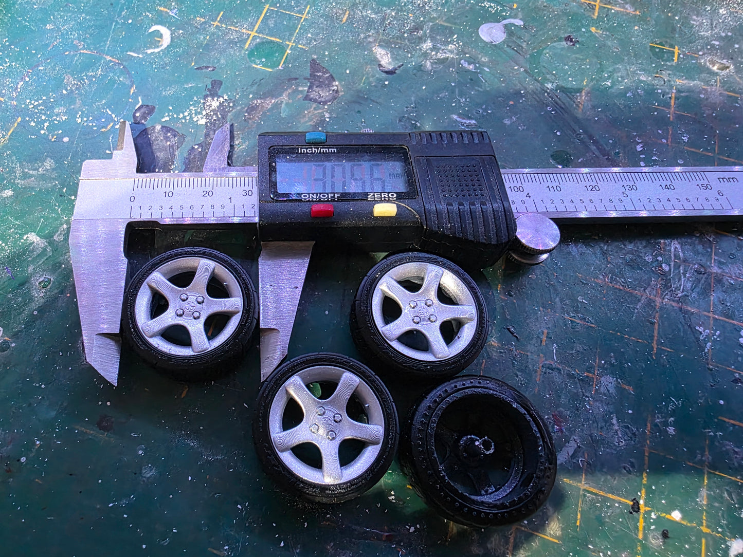 1/18 Peugeot Cyclone