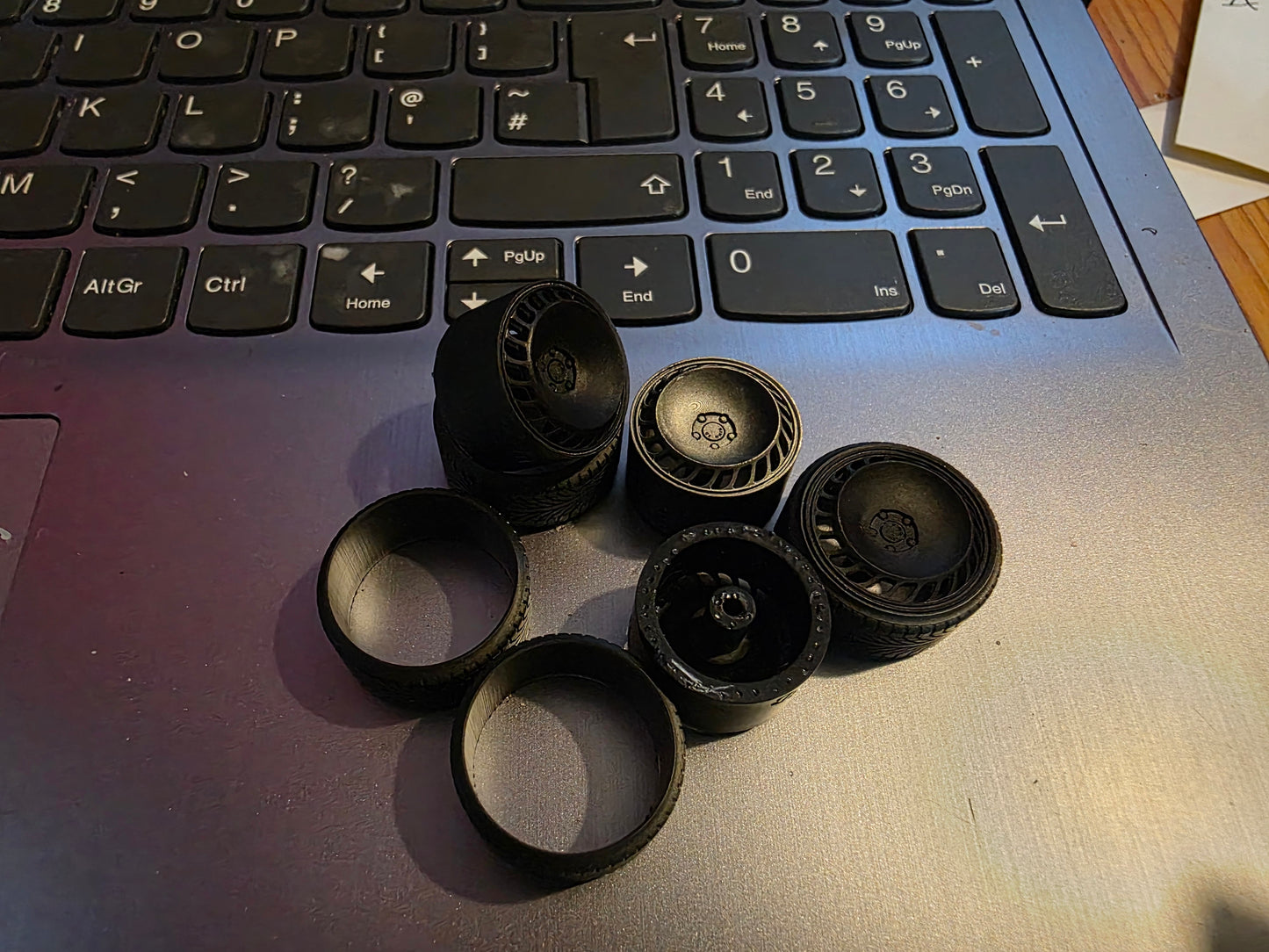 1/24 Messer Turbo Fans with LOW PROFILE stretched Tyres