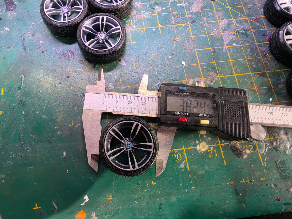 1/18 BMW 437M with Michelin Tyres Pre-painted