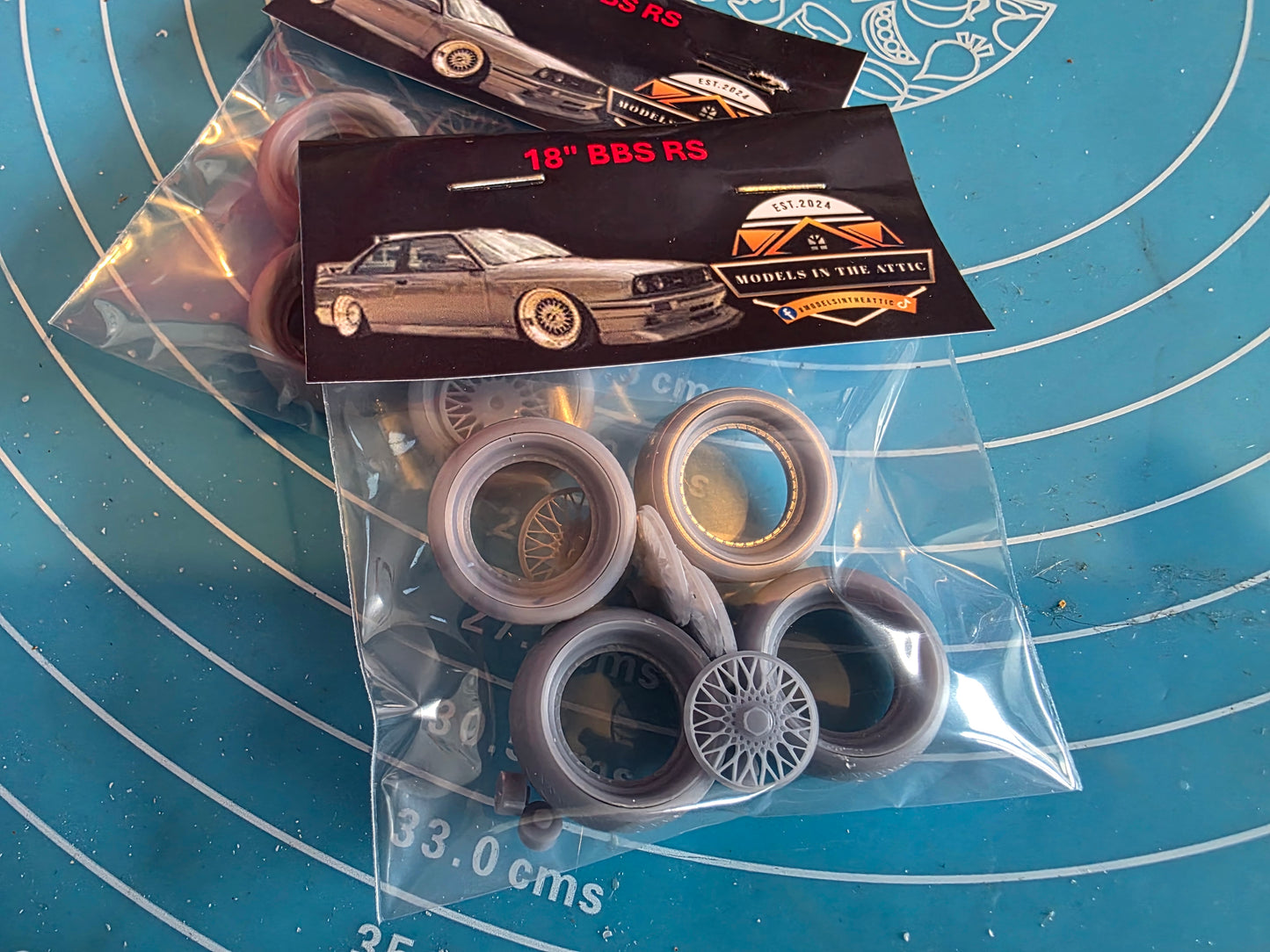 18" BBS RS 2 piece 1/24 wheels and stretched tyres