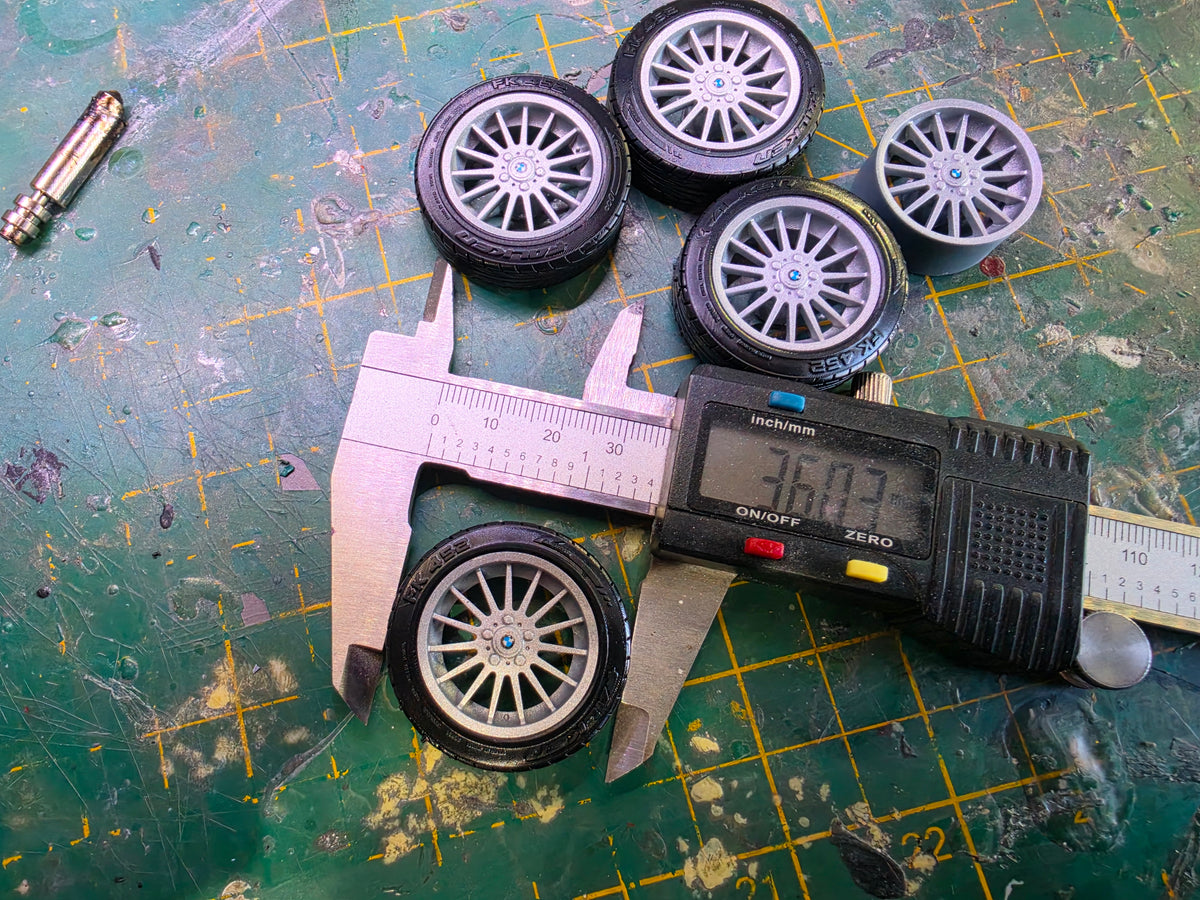 1/18 BMW Style 32 with Falken Tyres Pre-painted