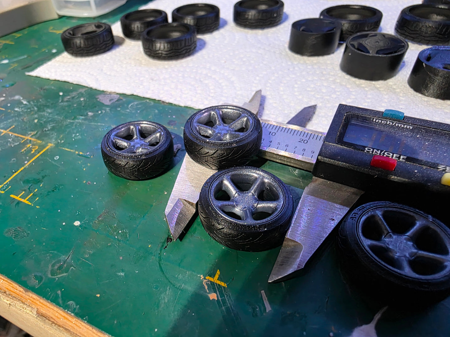 1/18 Cosworth with Toyo Tyres Gunmetal